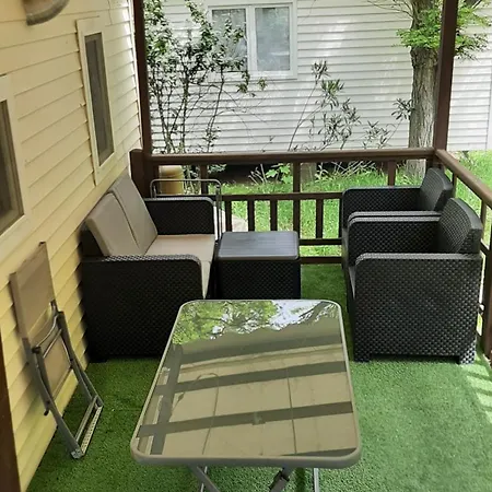 Mobil Dans 3 Etoiles Mas De Lastourg Avec Piscine,snack, Apartamento Villefranche-de-Conflent
